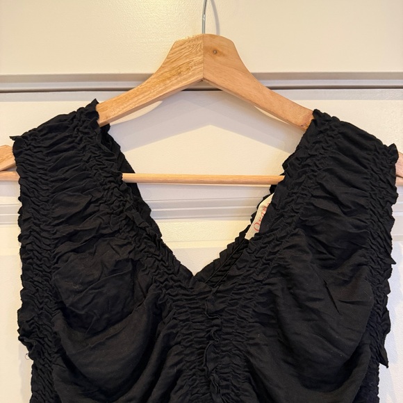 3/$15‼️ Elegant Black Ruched V-Neck Tank Top, One Size, Stretch Fit, Like New - Picture 3 of 11